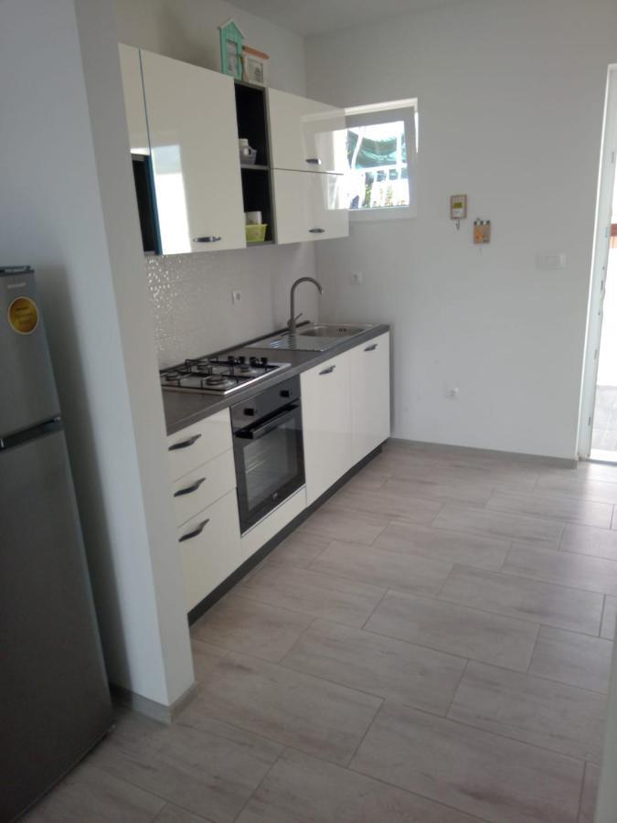 Apartmani Doris Gradac  Kültér fotó