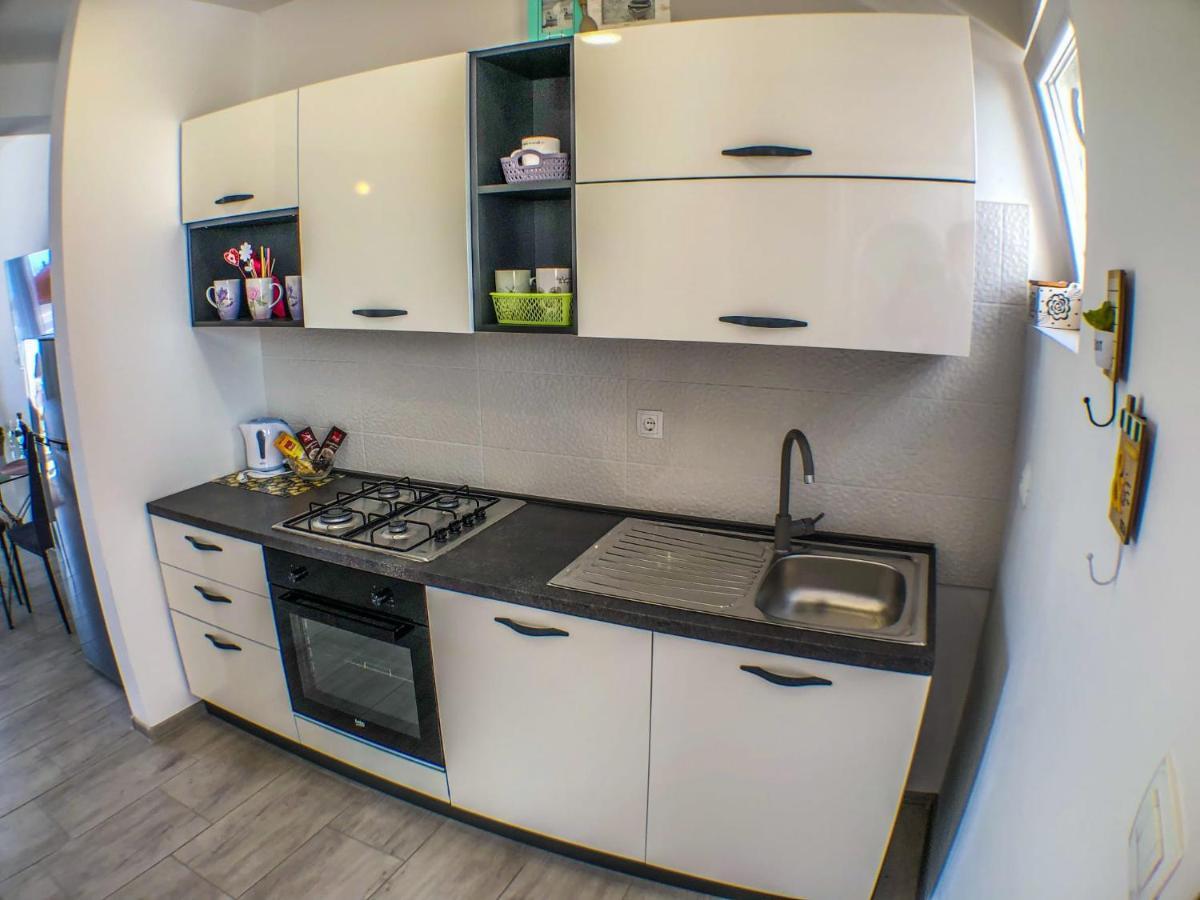 Apartmani Doris Gradac  Kültér fotó